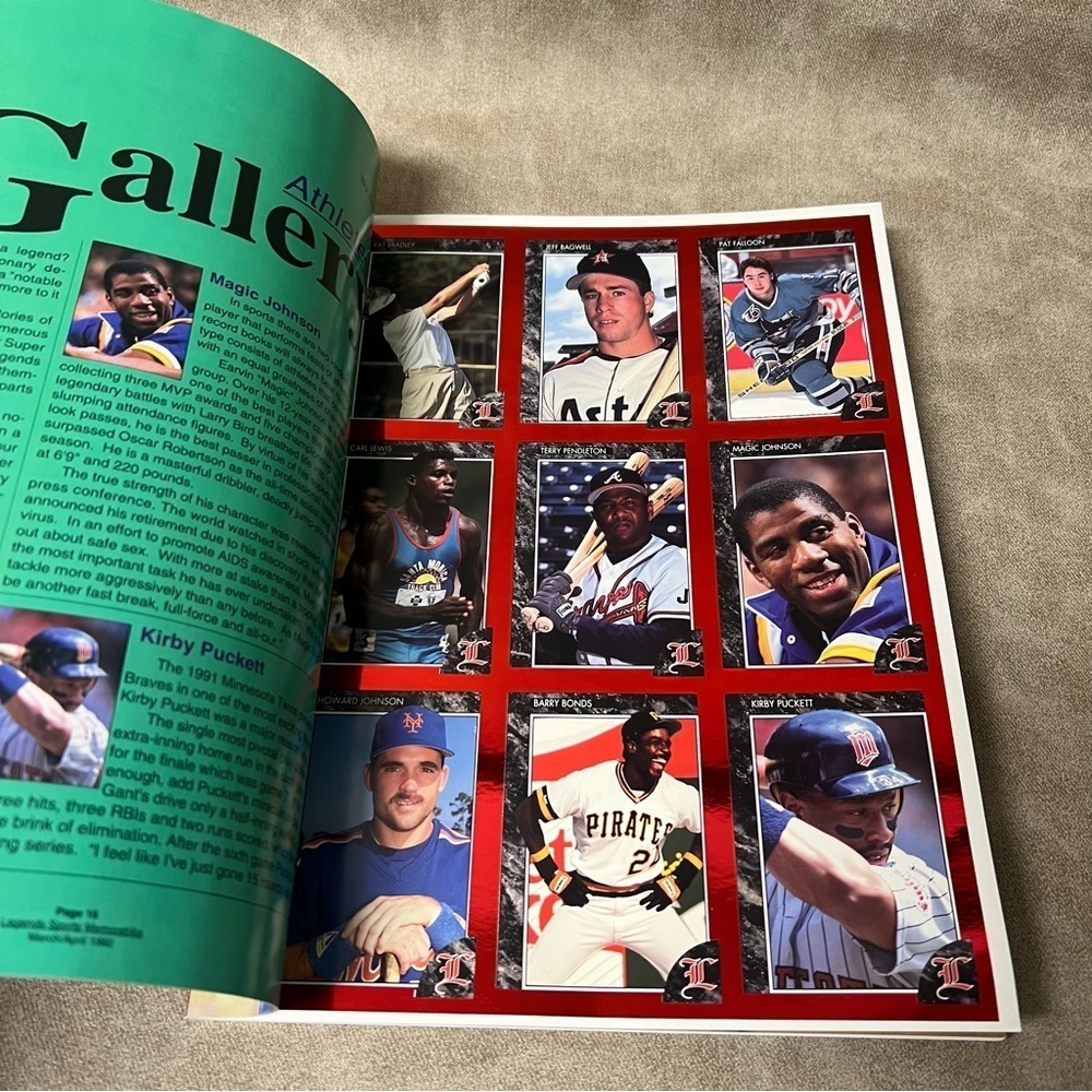 March/April 1992 Legends Sports Magazine w/Foil Cards & Post Cards - Picture 3 of 5